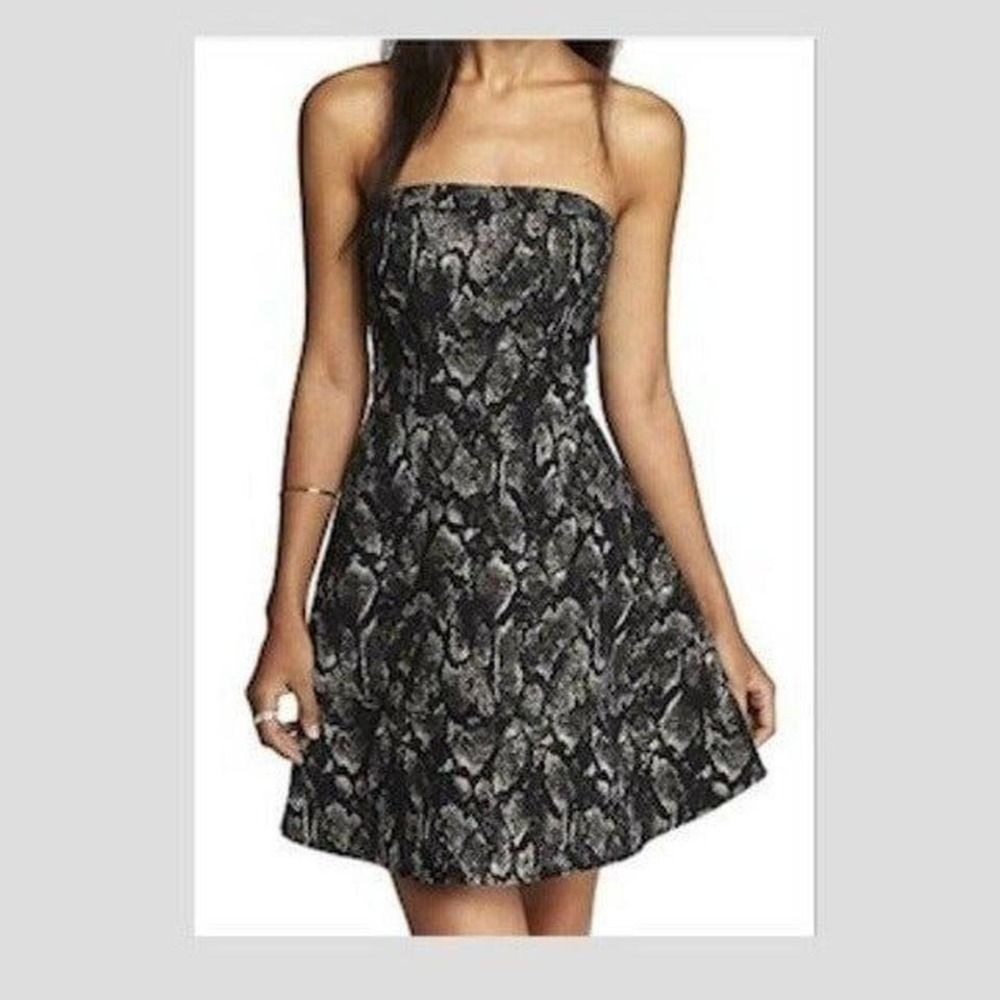 NEW Express Lace Casual Party Dress:Size 0, Gray Metallic